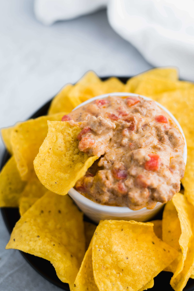 buffalo turkey dip and chips